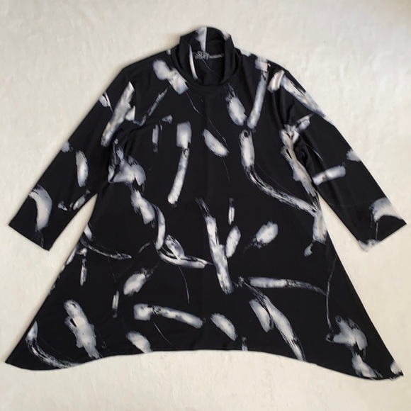 Clara Sun Woo Tops - Clara Sun Woo | Mock Neck Asymmetrical Signature Tunic Top Black/Gray/White (L)